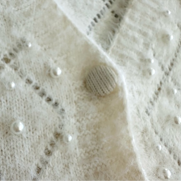 LUNA IVY Diamond Pattern Cardigan Sweater Pearls Beaded Fuzzy Coquette Size M - Picture 9 of 11